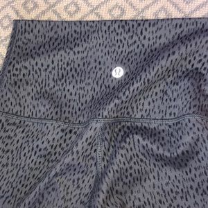 Lululwmon crop leggings